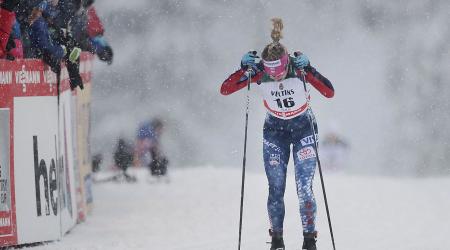 Jessie Diggins double poles to a top 10 in Ruka.