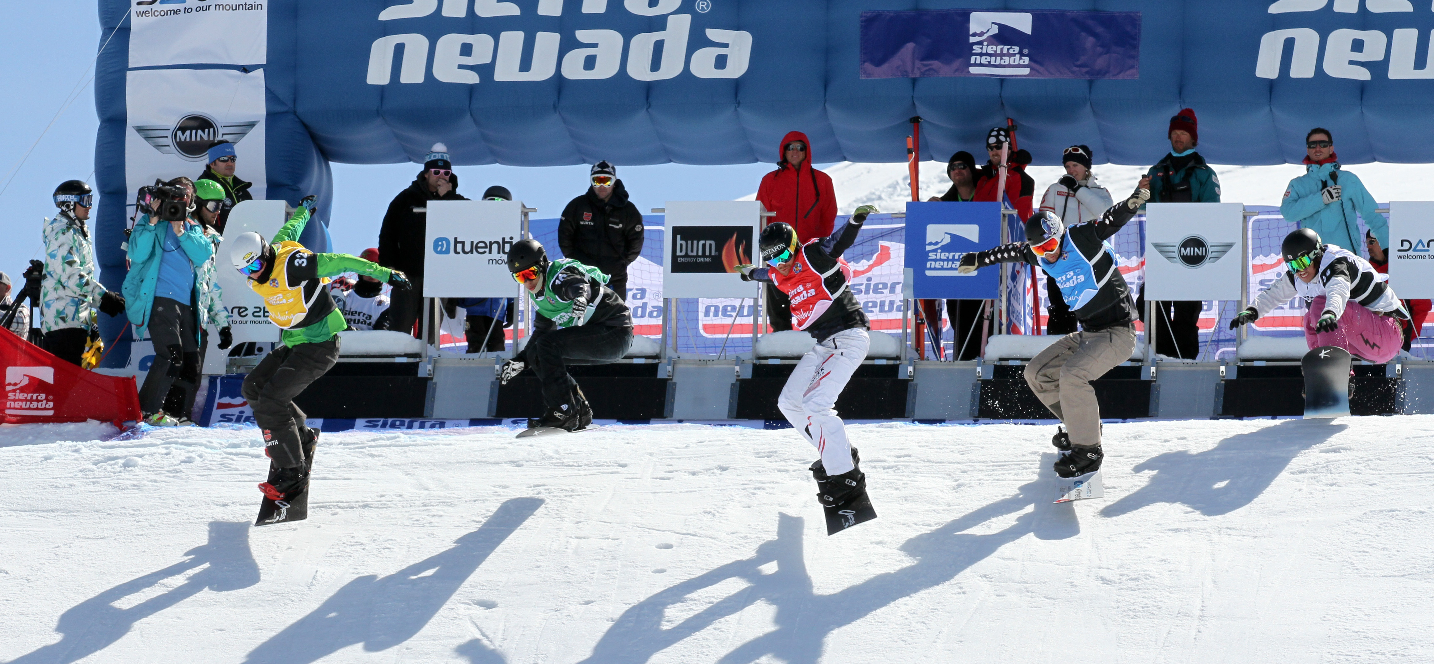 Voorrecht ruimte winter U.S. Snowboardcross Athletes Focus on Cervinia World Cup