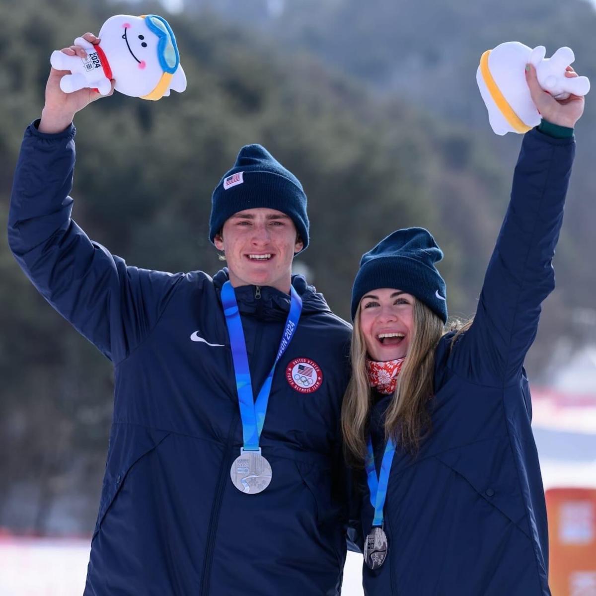 Robinson and Shute Claim Silver in Ski Cross Team Event
