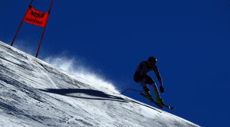 Bryce Bennett skis down the Birds of Prey course in Beaver Creek Saturday. (Getty Images - Ezra Shaw) 