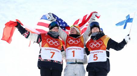 Jamie Anderson defended her Olympic gold medal in slopestyle Monday at Phoenix Snow Park in Pyeongchang-gun, South Korea. (Getty Images - Cameron Spencer)