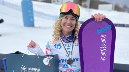 Lindsey Jacobellis poses with her 2023 World Championships bronze medal